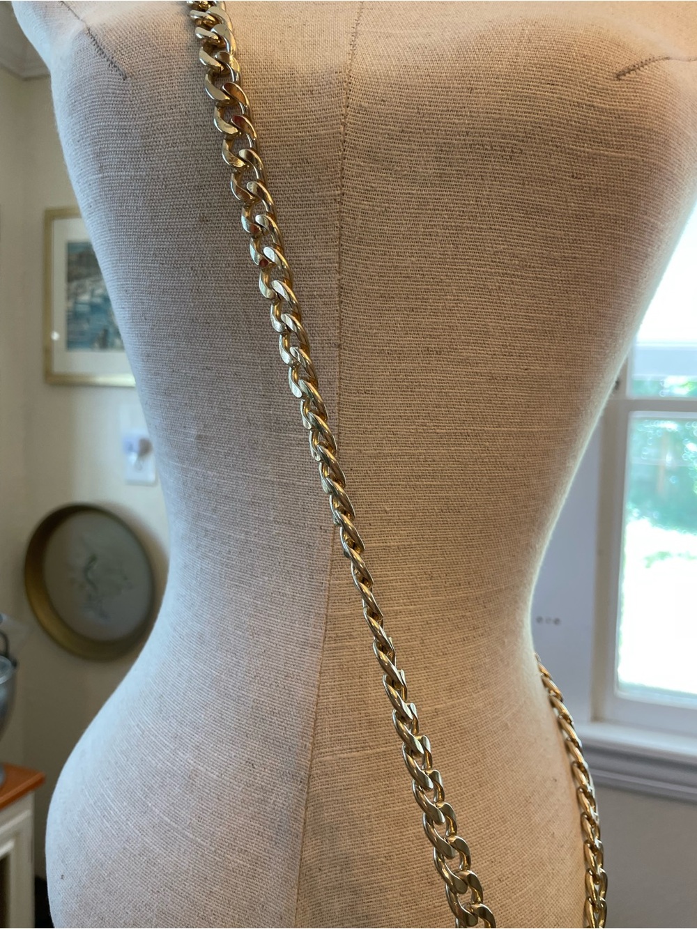 Source Unknown Gold Chain Belt